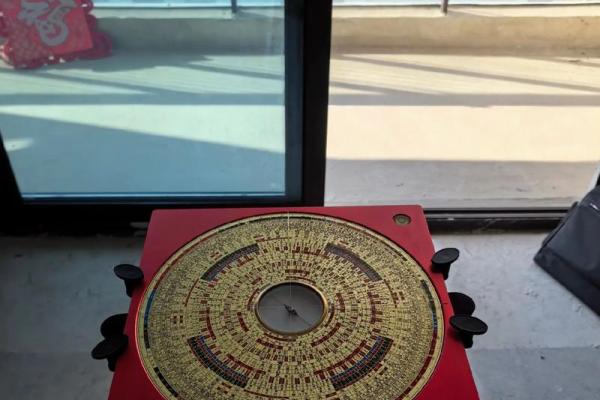 请风水先生看看房子好不好 请风水先生看看房子好不好