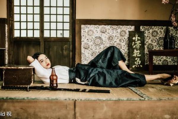 美女看客栈风水