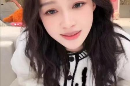 女主既会算命又混娱乐圈