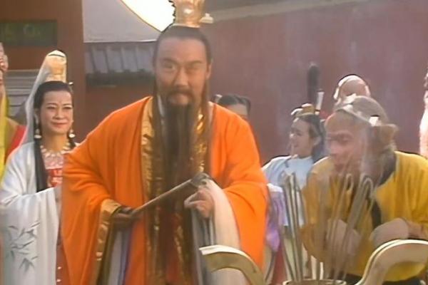 西游世界观音菩萨比地仙之祖镇元大仙如何？我也让他三分做何解？