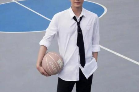 李易峰和什么星座的女生最合适